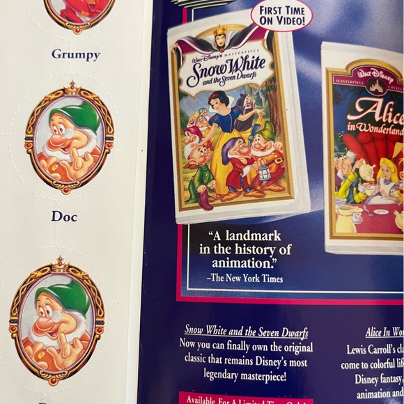 Walt Disney’s 1994 VHS Snow White - Picture 5 of 7